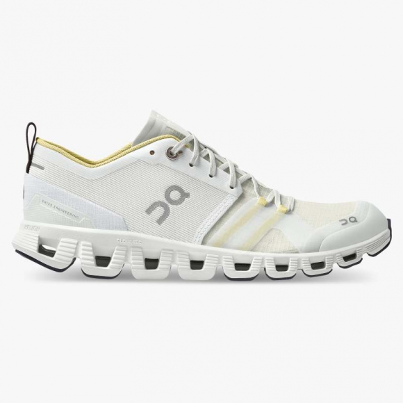 On Cloud Sneakers | Women's Cloud X Shift-Vapor | Acacia